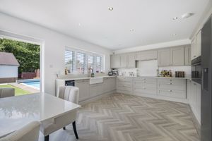 Photo 34- click for photo gallery